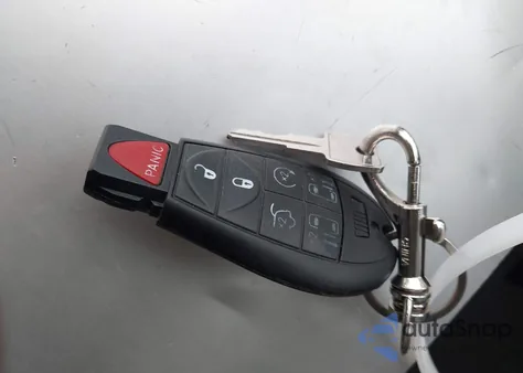 2010 Chrysler Town & Country New Lx из США, поврежденный, VIN 2A4RR2D14AR414721